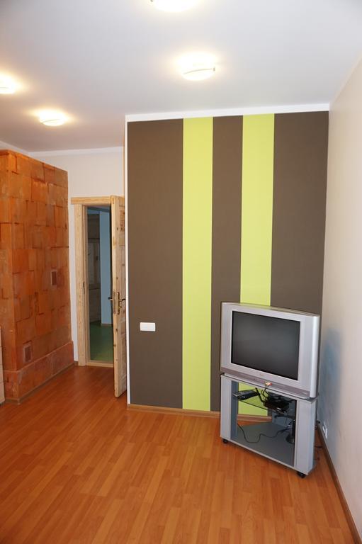 Holiday Apartment Άλουκσνε Δωμάτιο φωτογραφία